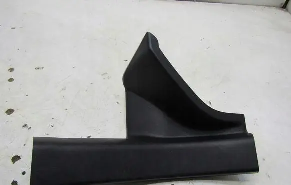 Suzuki Swift III Rear sill trim cover 7618152RL