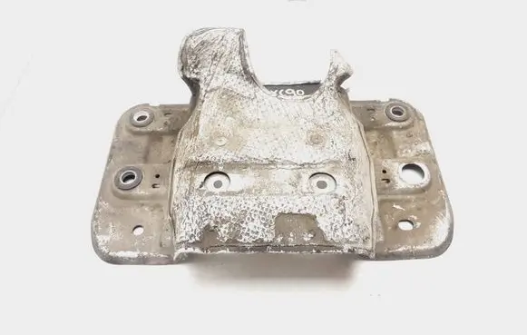 Volvo XC90 Driveshaft support bearing bracket 