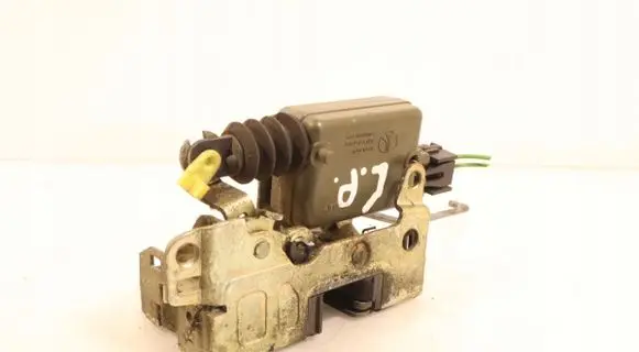 Iveco Daily 3rd gen Front door lock 