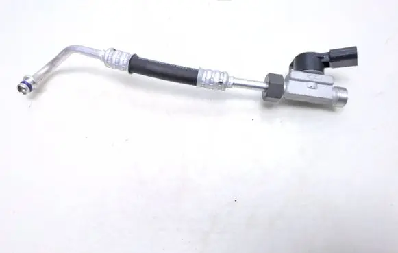 Cupra Born Air conditioning (A/C) pipe/hose 8R0260696B