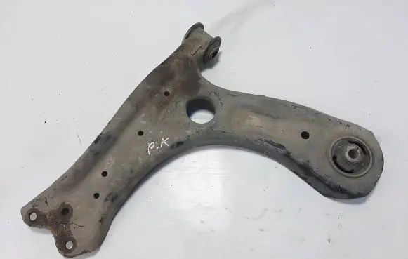 Volkswagen Polo V 6R Front lower control arm/wishbone 6R0407151F