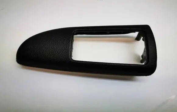 Mercedes-Benz S W221 Rear door window switch trim A2217300689