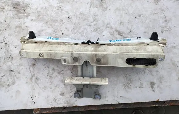 Renault Twingo II Radiator support slam panel 