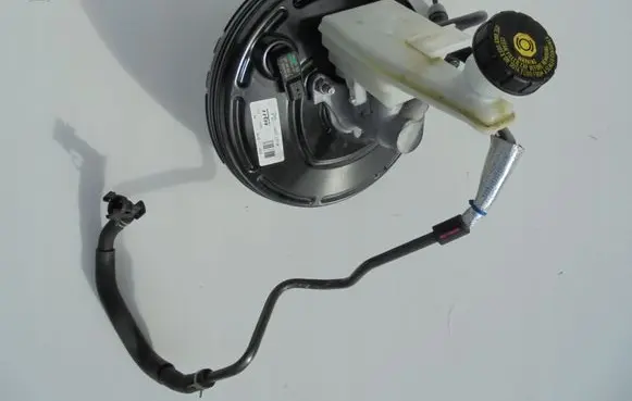 Nissan Pulsar Brake booster 460073ZP0B