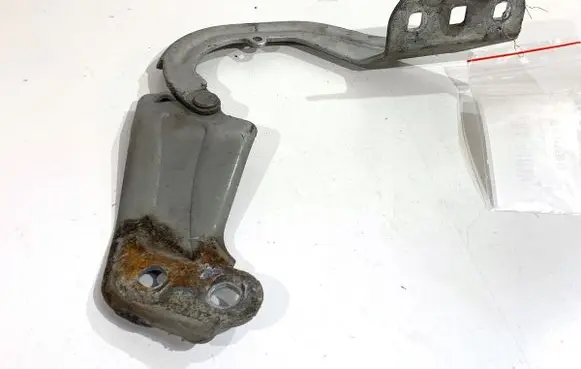 Ford Focus Engine bonnet/hood hinges BM51A16800AD