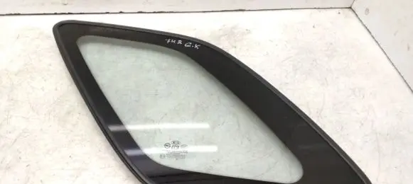 KIA Sportage Rear side window 878101F000 43R000382 DOT748