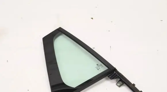 Skoda Scala Sliding door window/glass 657845214