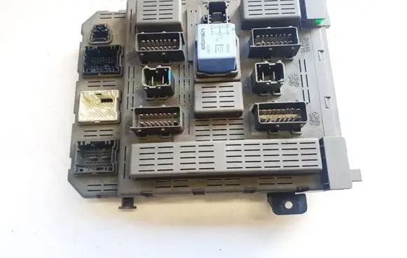 Peugeot 607 Fuse box set 9641958680