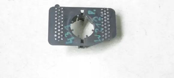 Mercedes-Benz E W212 Front parking sensor holder (PDC) 
