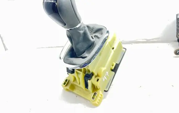 Mercedes-Benz CLK A209 C209 Gear shifter/selector A2032675524