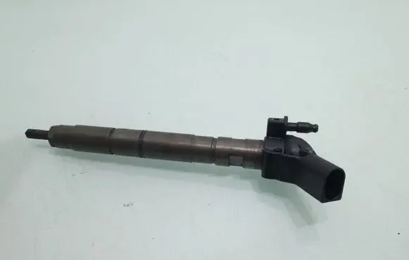 Audi A6 S6 C6 4F Fuel injector 059130277AJ