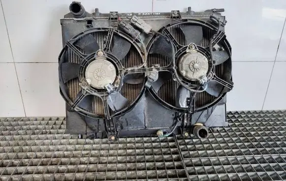 Opel Frontera B Coolant radiator