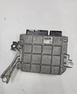 Toyota Yaris Engine control unit/module 896610D400 MB2751002504