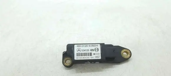 Mercedes-Benz C W203 Airbag deployment crash/impact sensor 0018204426