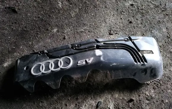 Audi A3 S3 8L Engine cover (trim) 06A103935