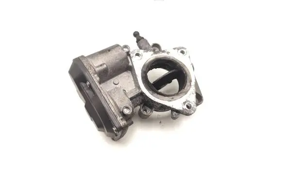 Opel Insignia A Electric throttle body valve 55564164