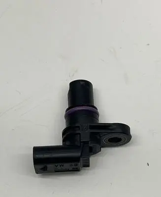 Volkswagen Golf VII Camshaft position sensor 04C907601K PA66GF30