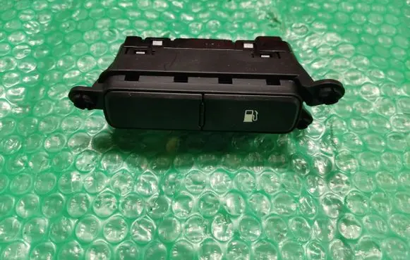 KIA Sorento Fuel tank opening switch 299157828 S160