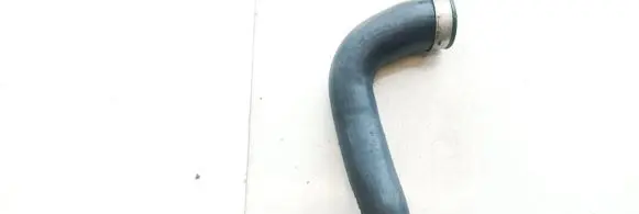 Volkswagen Touareg I Engine coolant pipe/hose
