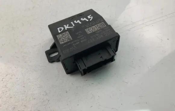 Volkswagen Golf VII Other control units/modules 5Q0907357