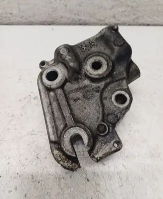 Peugeot Expert Engine mounting bracket 9805300680