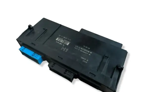 BMW 3 E90 E91 Comfort/convenience module 10681810