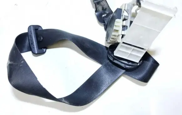Opel Zafira A Rear seatbelt