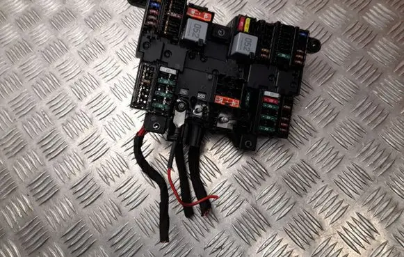 Mercedes-Benz CLA C118 X118 Fuse box set A1779061302