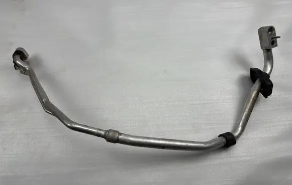 Audi A4 S4 B9 Air conditioning (A/C) pipe/hose 8W0816738 8W0816738Q