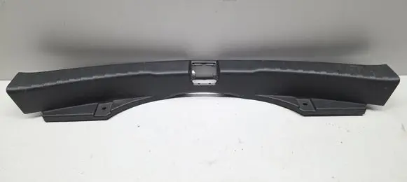 Honda CR-V Tailgate/boot lid lock trim 84640T0AA01ZA