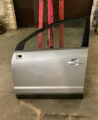 Opel Antara Front door