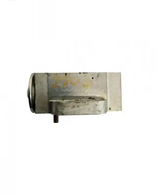 Air conditioning (A/C) expansion valve