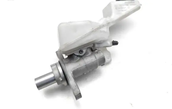 Nissan Qashqai Master brake cylinder 0204796652 782045