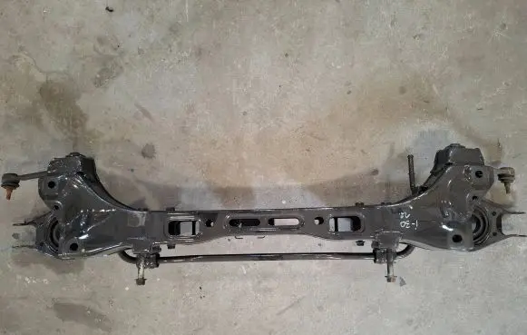 Hyundai i30 Rear axle beam 