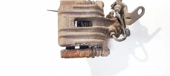 Volkswagen Golf V Rear brake caliper