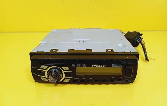 Audi A3 S3 8L Radio/CD/DVD/GPS head unit DEH-3300UB