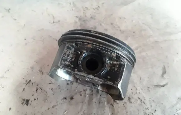 Nissan Murano Z50 Piston NOCODE