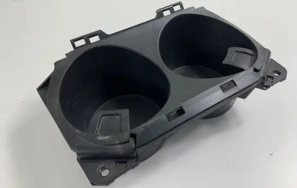 Cup holder front