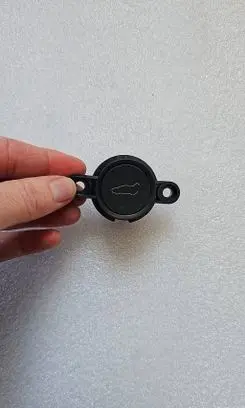 Tesla Model Y Tailgate/trunk/boot open switch 164741300A 1647413