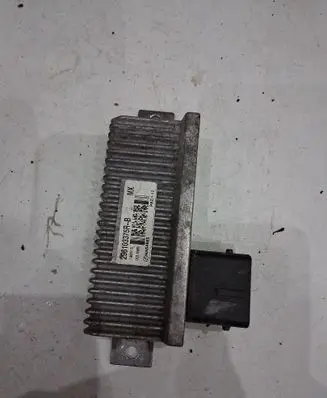 Renault Zoe Glow plug pre-heat relay 296103375R