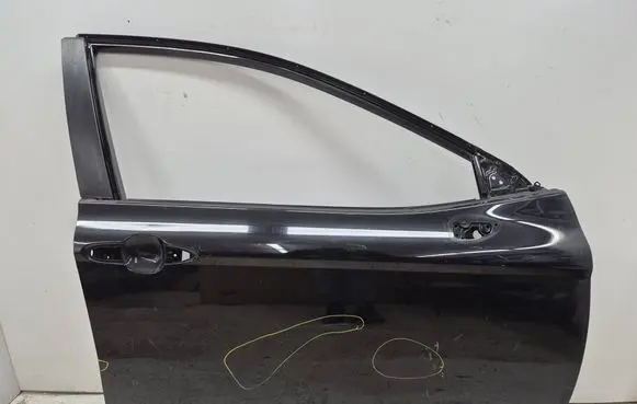 Toyota Camry VIII XV70 Front door 