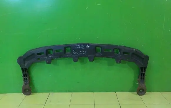 Chevrolet Orlando Front bumper foam support bar 95027304 WZMOCNIENIE