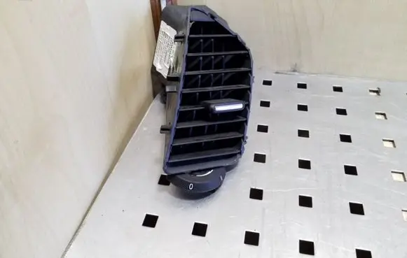 Opel Insignia A Dashboard side air vent grill/cover trim 13282237