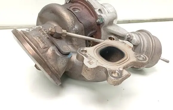 Ford Fiesta Turbo JA6G6K682AC