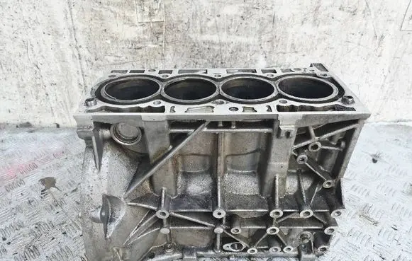 Ford Mondeo MK V Engine block RFDS7G6015DA M8MC