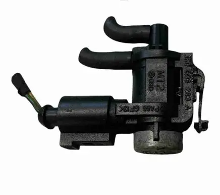 Volkswagen Touran II Turbo solenoid valve 1K0906283A