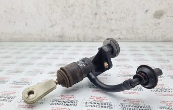 Audi A6 S6 C5 4B Clutch master cylinder 8E1721401