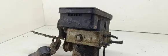Volkswagen Golf V ABS Pump 1k0907379ac 96003593 0907379A