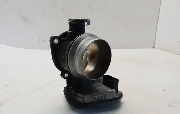 BMW 7 E65 E66 Throttle valve 7804384 B72830469