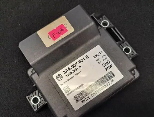 Volkswagen PASSAT B7 Other control units/modules 3AA907801E